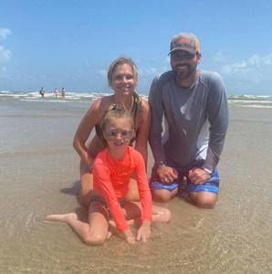 Meet your Posher, Laurie